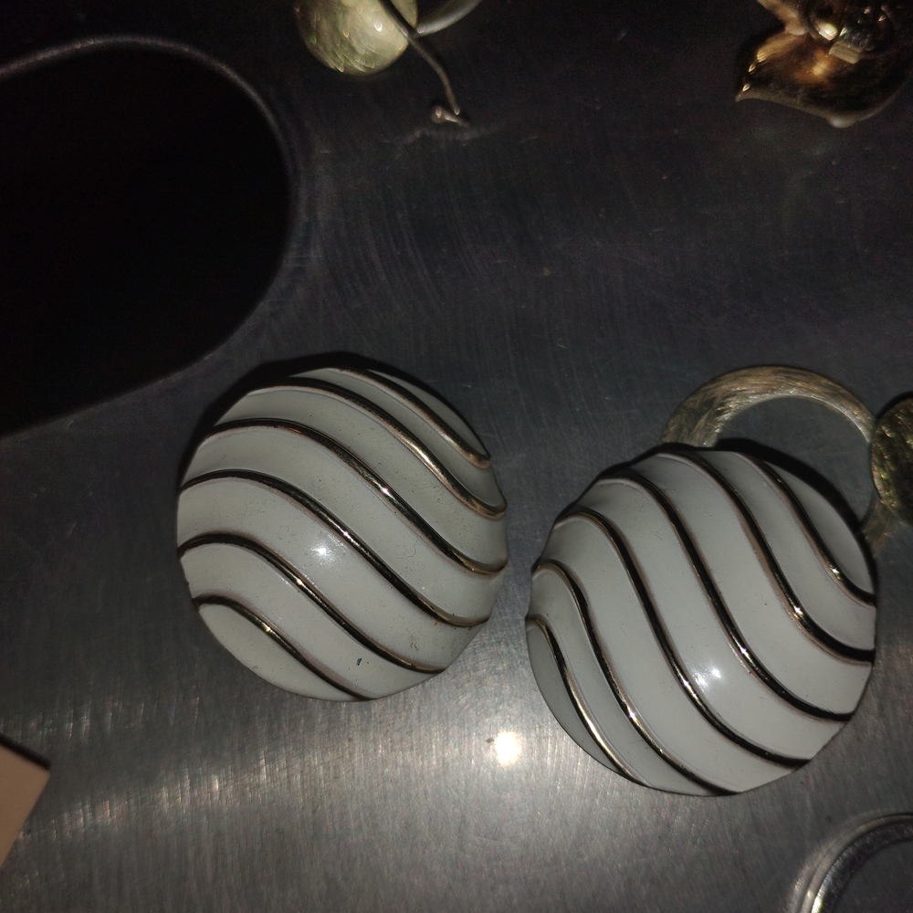 Black and White Swirl Earrings
